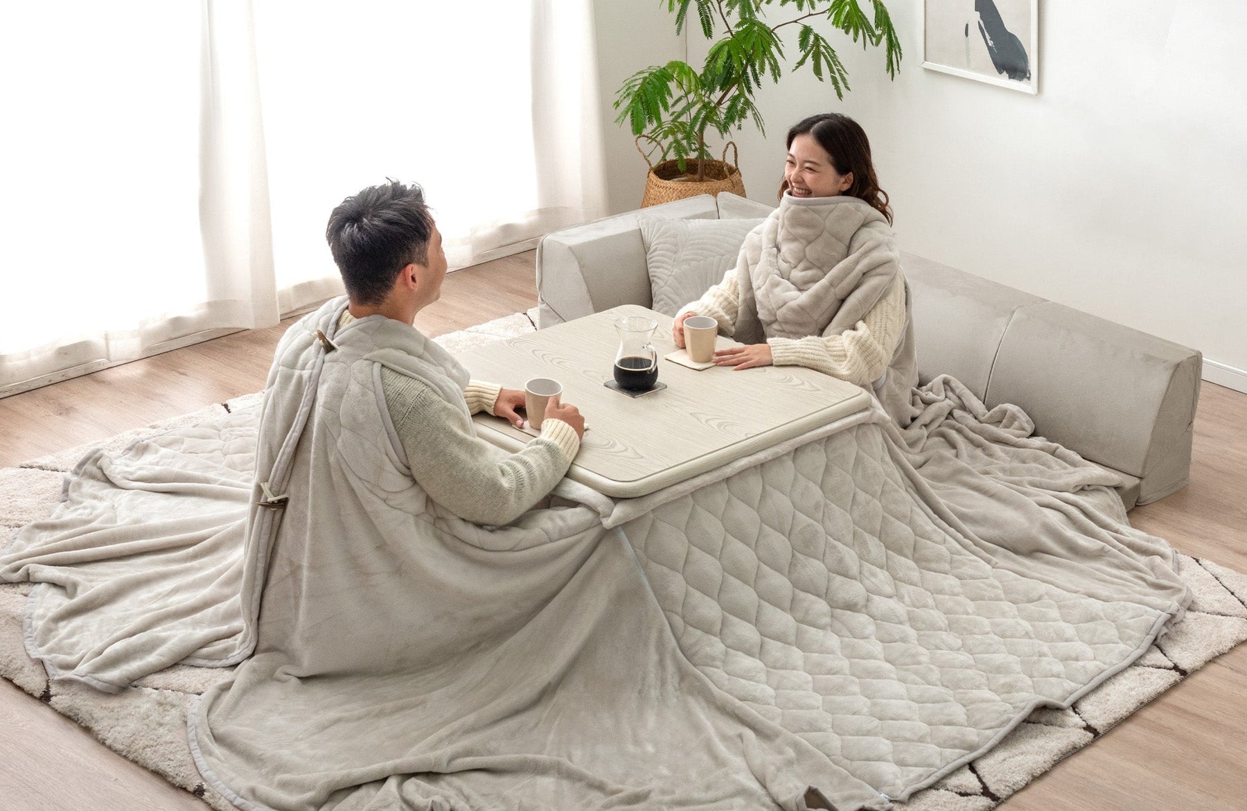 “着るこたつ掛け布団”新登場