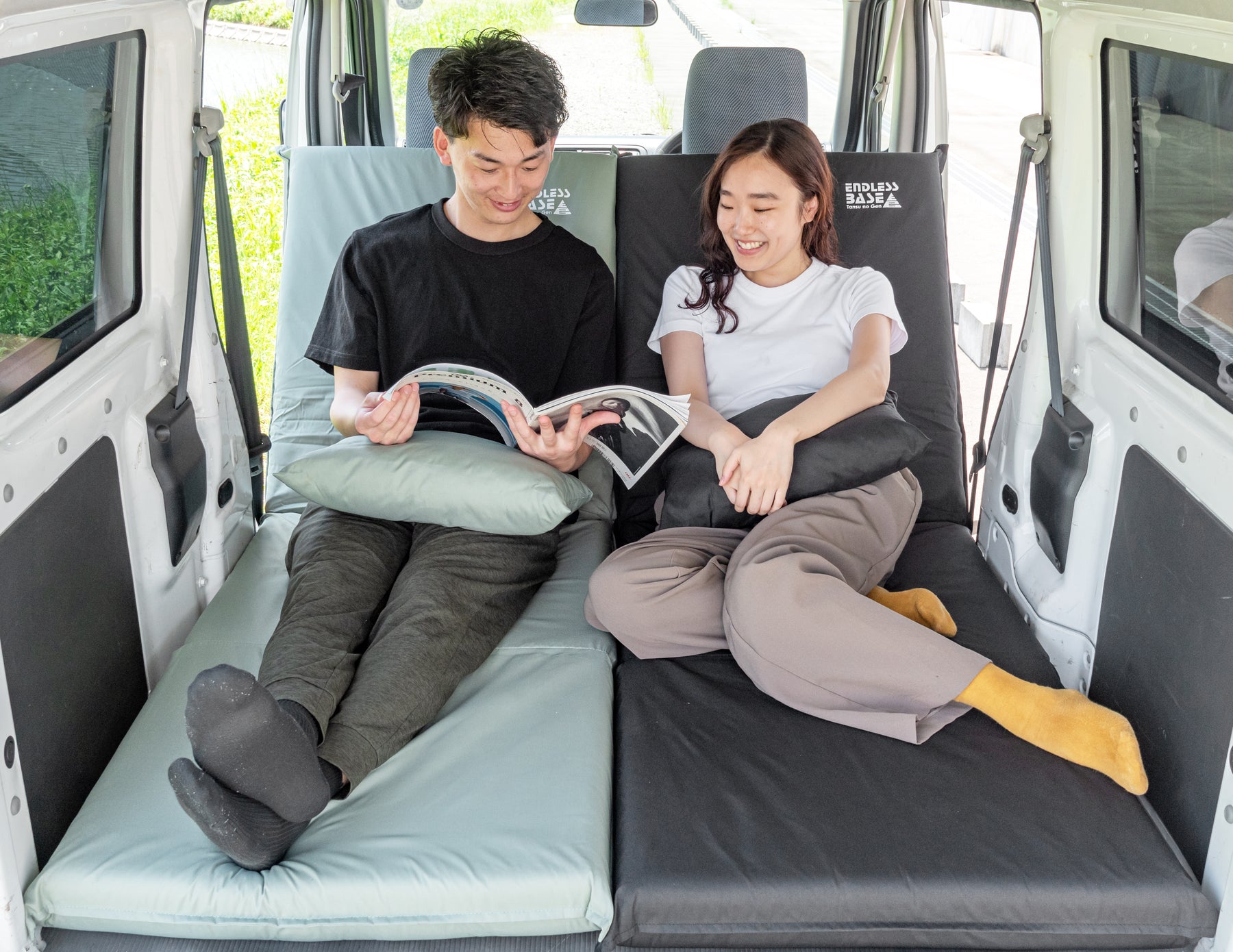 『3WAY車中泊マット』を発売