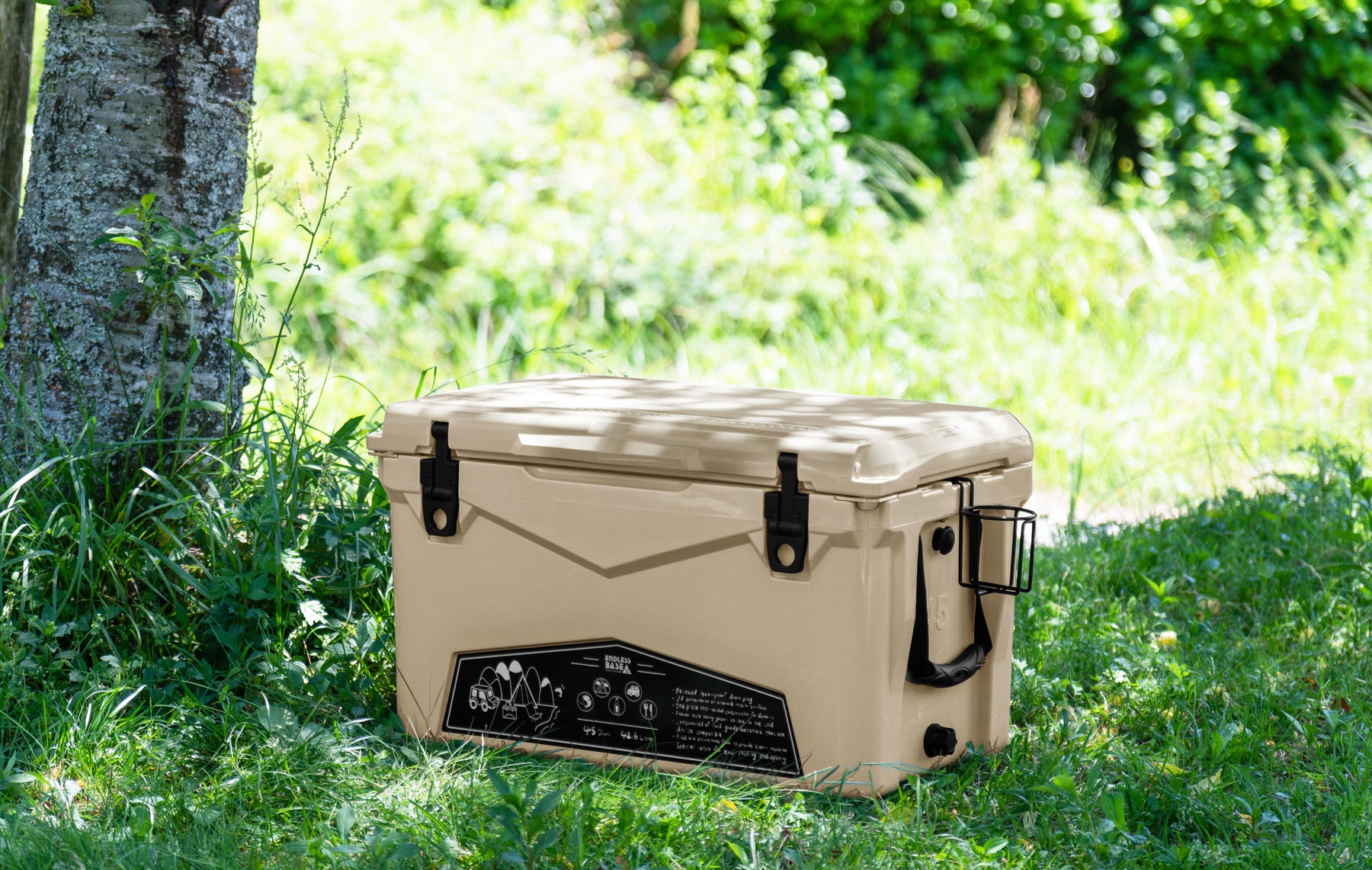 一体成型構造のクーラーボックス発売